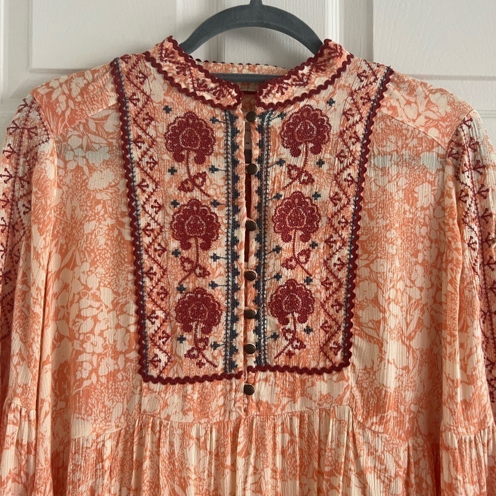 Anthropologie Claudia Embroidered Babydoll Tunic. Flowy. EUC! Size XS. - Picture 2 of 9